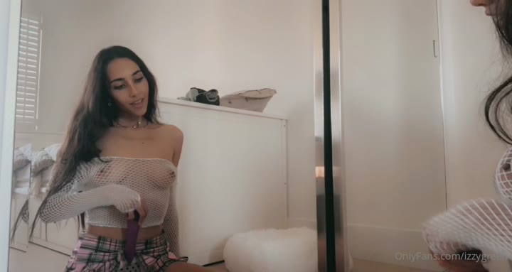 attractive Sweating slim Izzy green Nude leak OF